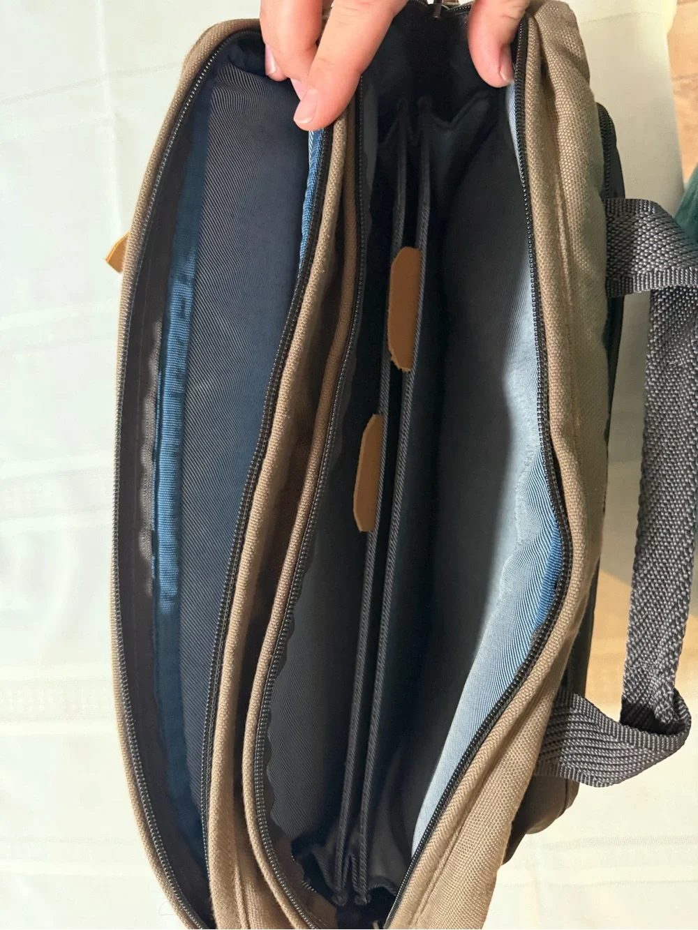 Duluth Trading Co Brown & Tan Laptop Briefcase messenger convertible bag